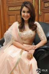 Raashi Khanna at Jil Movie Audio Launch